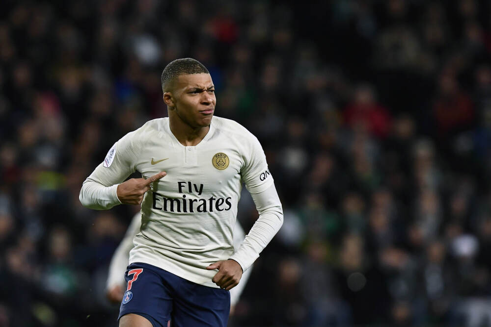 教学管理的核心就是抓好“备、讲、批、辅、考、评、研”七个常规环节！